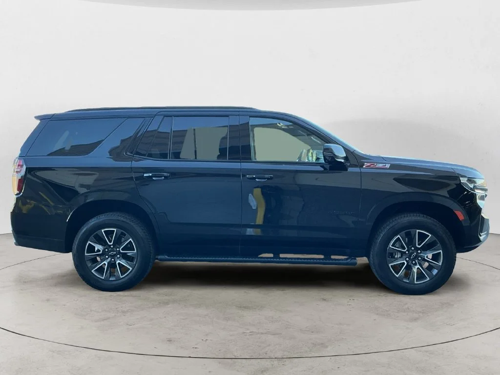 Used 2022 BLACK Chevrolet Z71 image 7