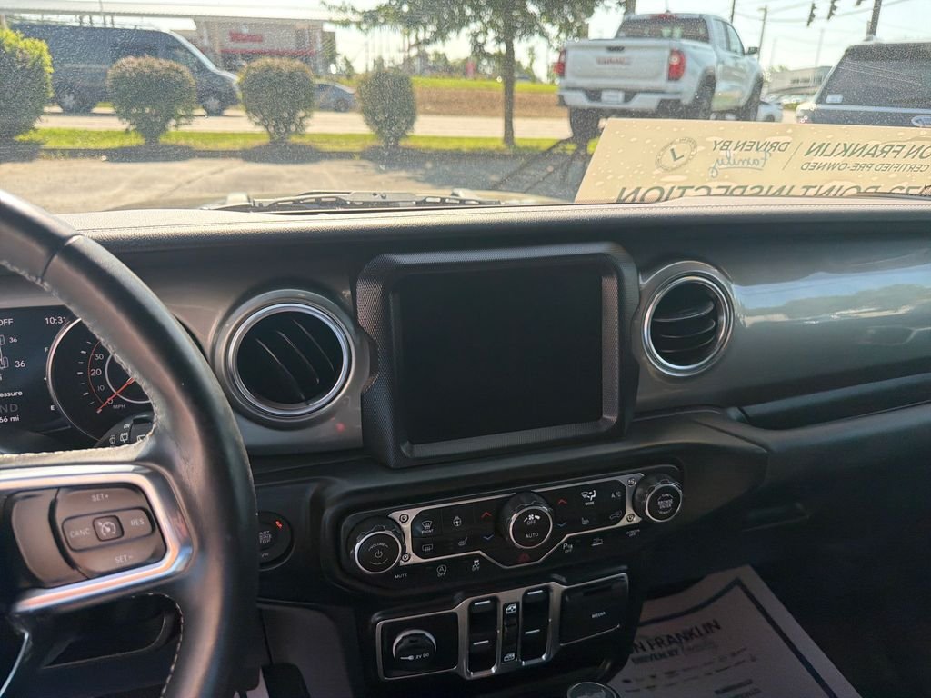 Used 2023 Black Jeep Sahara image 20