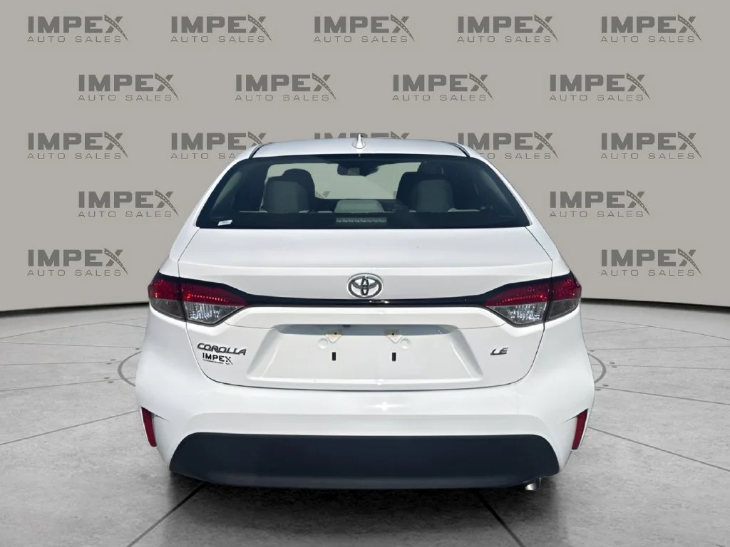 Used 2025 White Toyota LE image 4