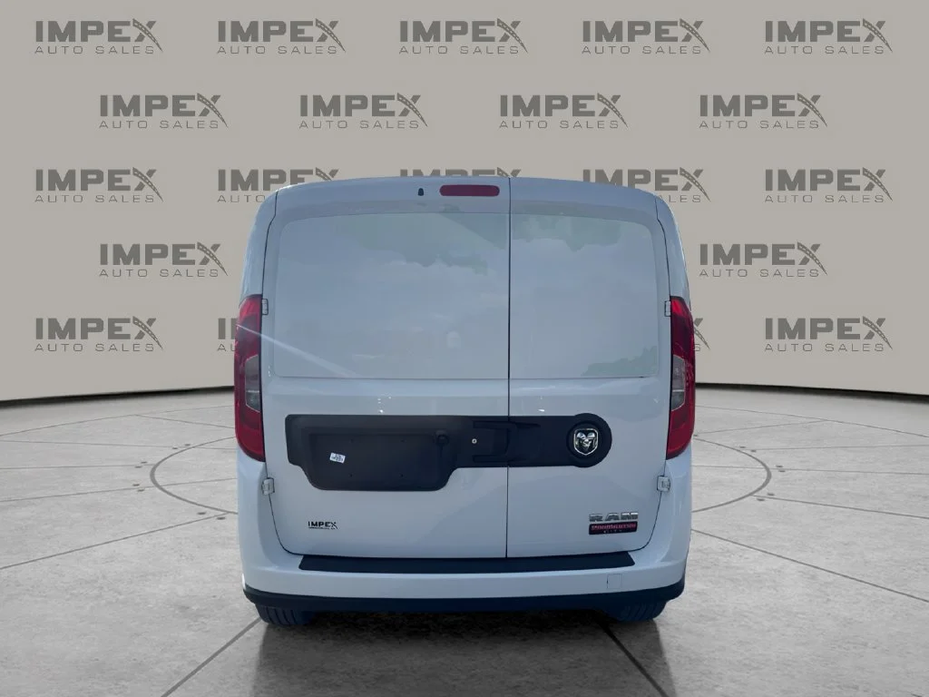 Used 2022 White Ram Base image 4