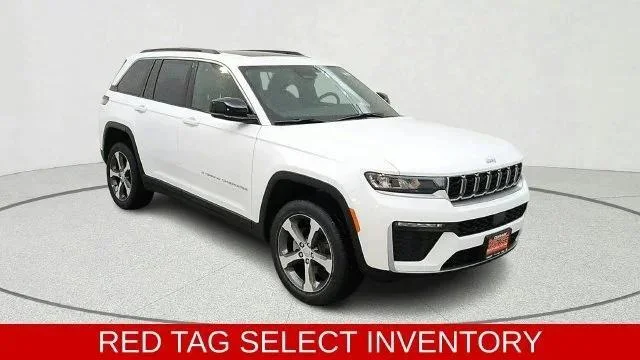 New 2026 Bright White Clear-Coat Exterior Paint Jeep Limited image 12