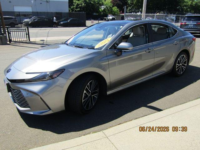 Certified Used 2025 PRECIOUS METAL Toyota  image 3