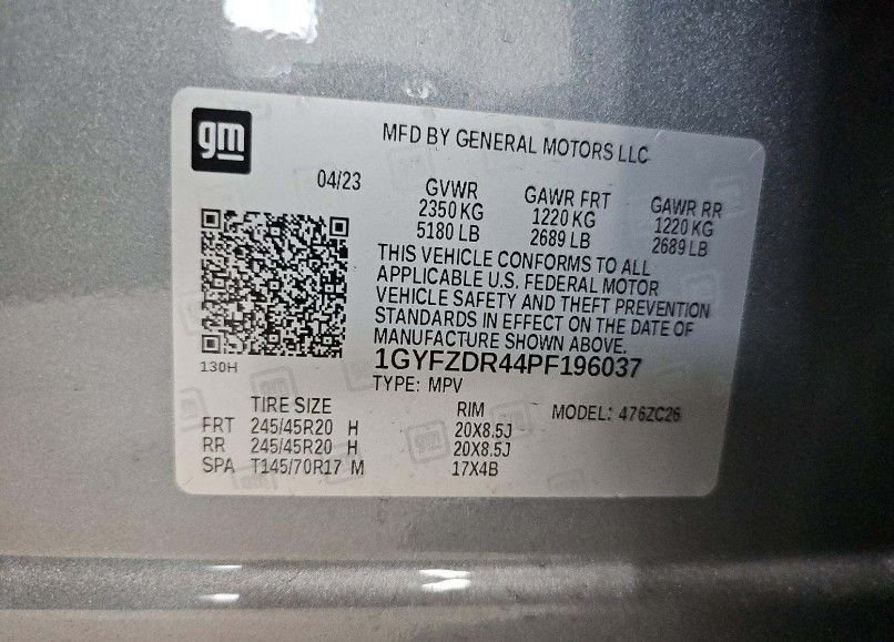 Used 2023 Silver Cadillac Premium Luxury image 5