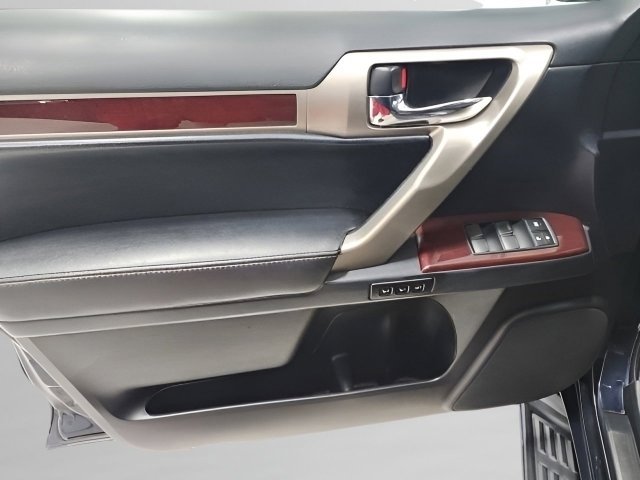 Used 2019 Nightfall Mica Lexus 460 image 23
