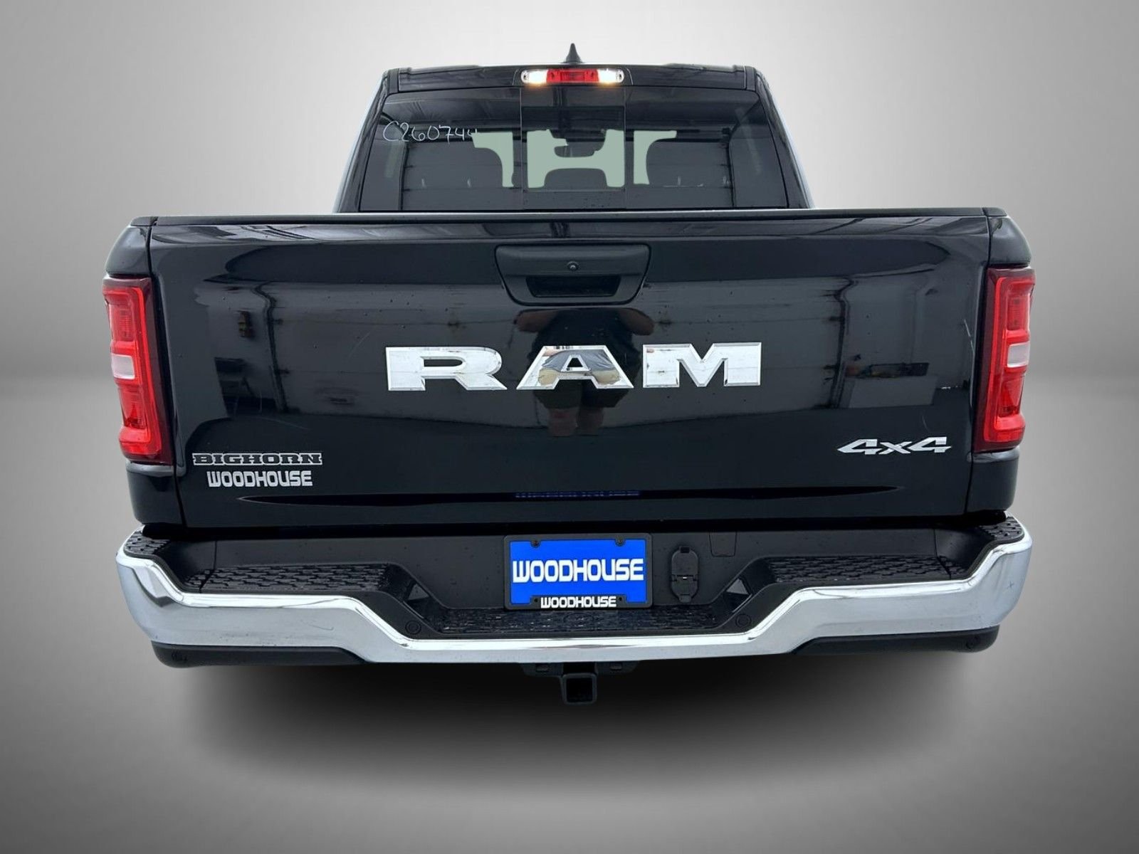 New 2026 Diamond Black Crystal Pearl-Coat Exterior Paint RAM Big Horn/Lone Star image 6