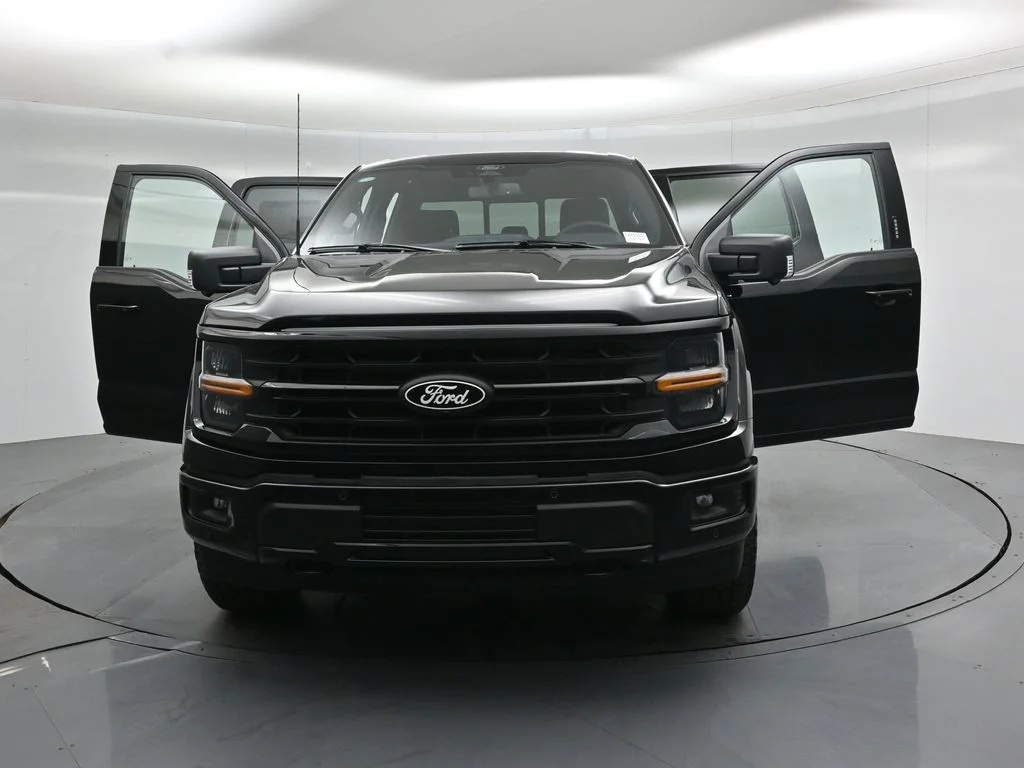 New 2026 Agate Black Metallic Ford XLT image 29