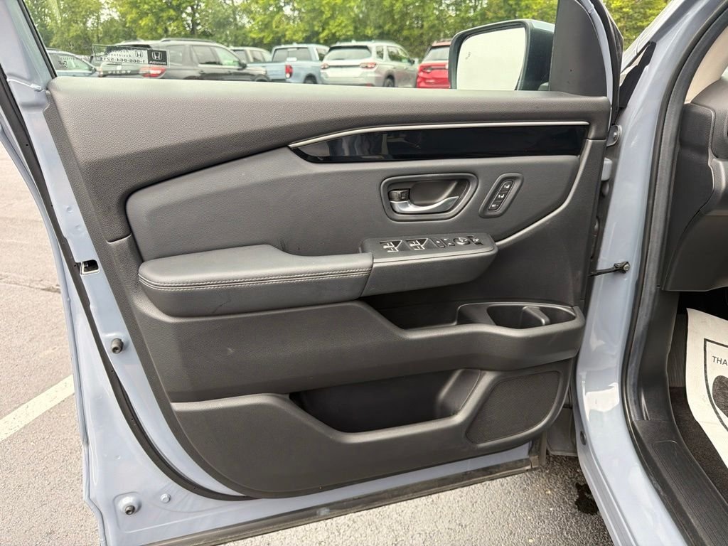 2025 Honda Pilot Touring - Photo 18