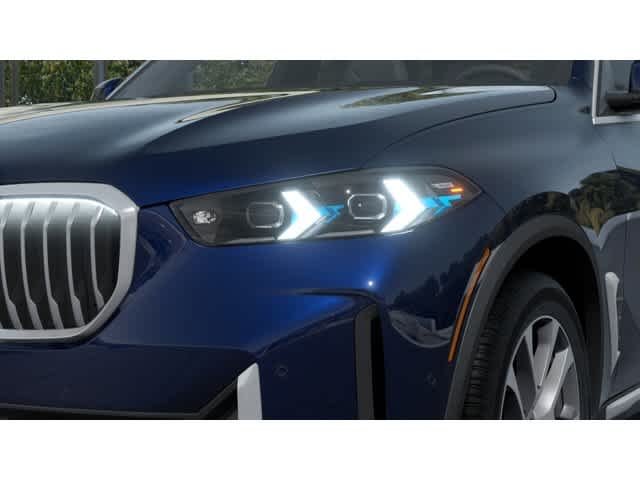 Used 2026 Tanzanite Blue II Metallic BMW sDrive40i image 6