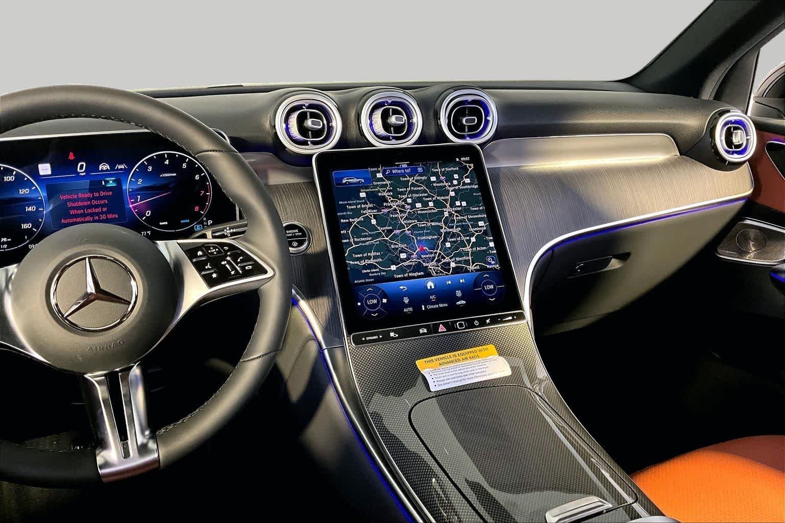 New 2026 040/Black Mercedes-Benz GLC 300 image 8