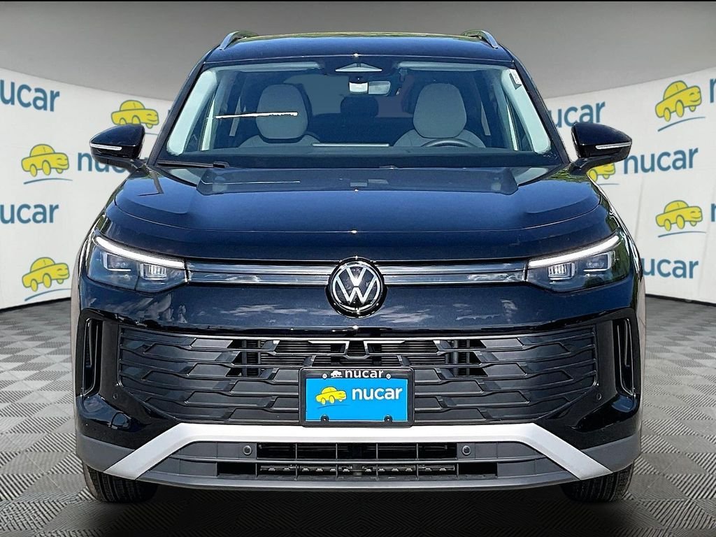 New 2026 Deep Black Pearl Volkswagen 2.0T SE image 3