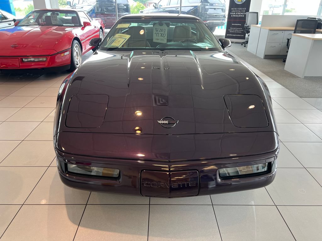Used 1992 Black-rose Chevrolet NA image 11