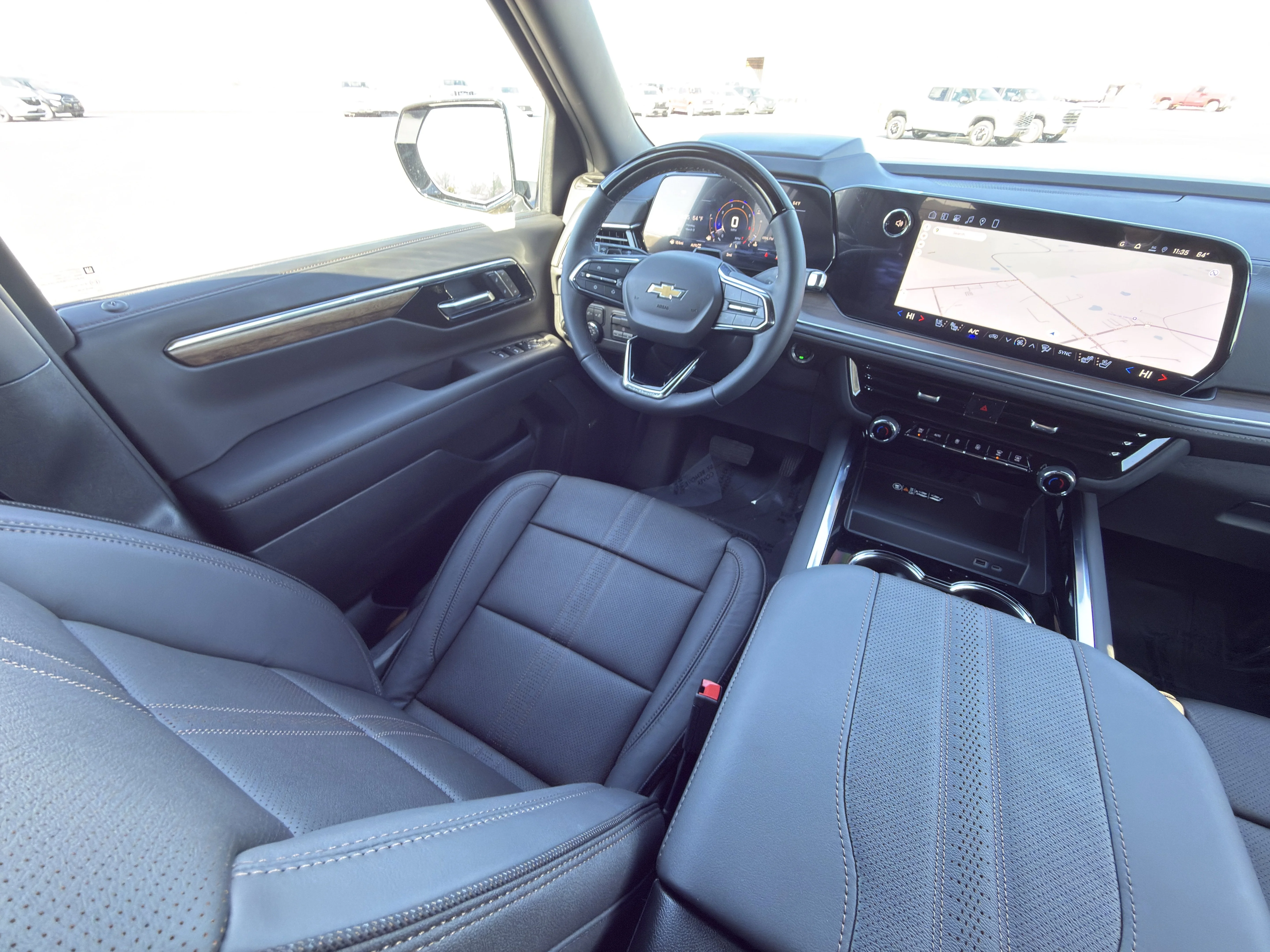 2026 Chevrolet Suburban High Country - Photo 17