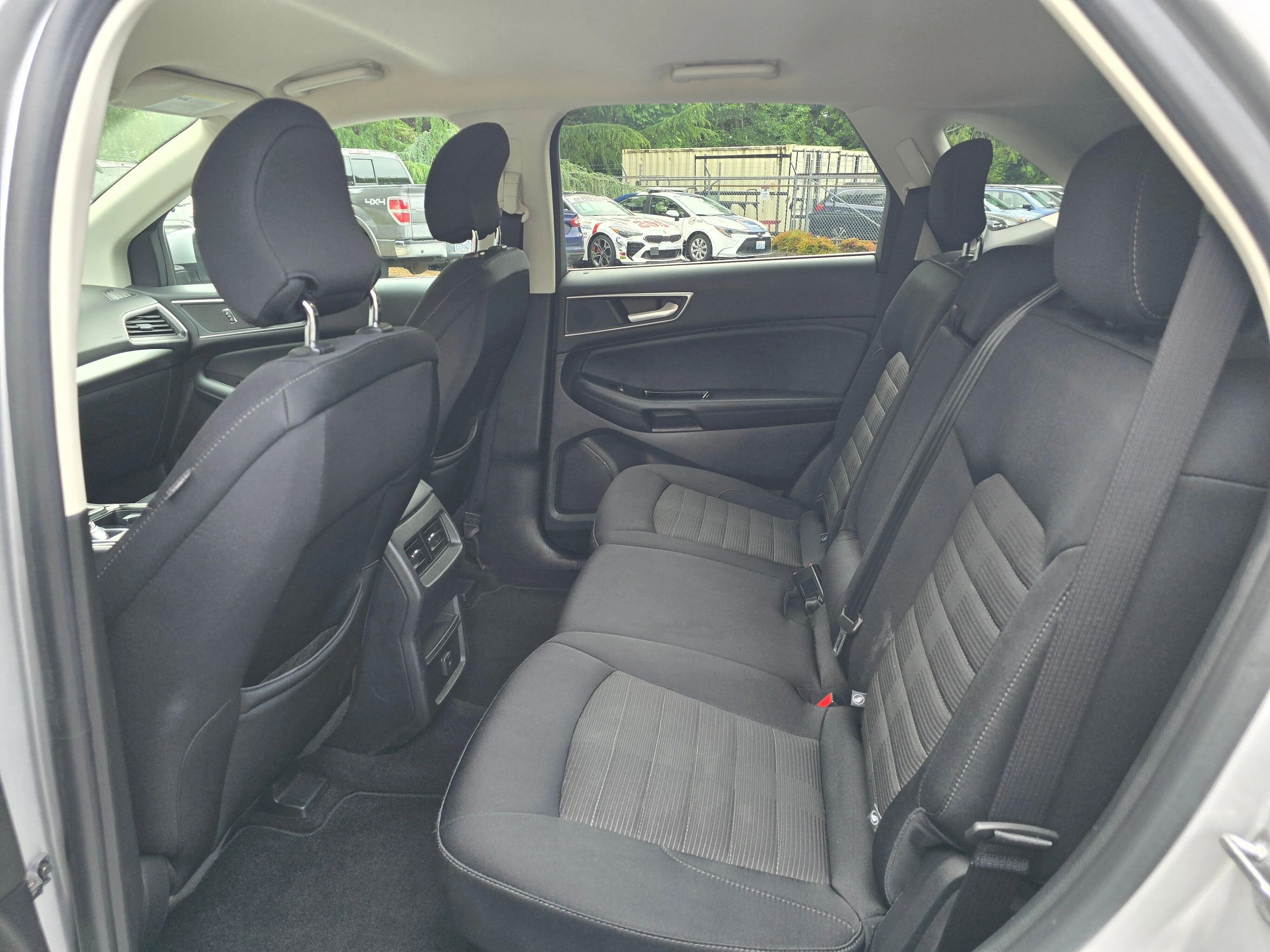 Used 2019 Ingot Silver Metallic Ford SEL image 10