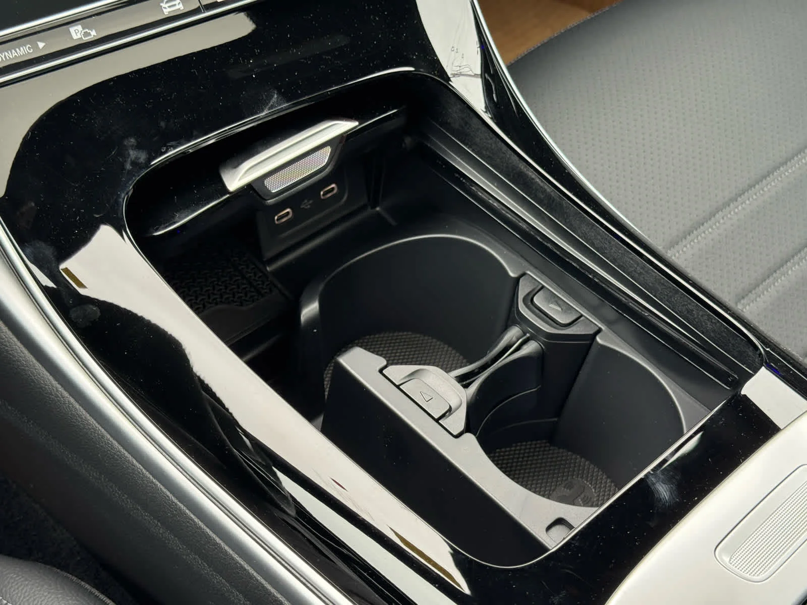 New 2026 Cirrus Silver Metallic Mercedes-Benz C 300 image 24