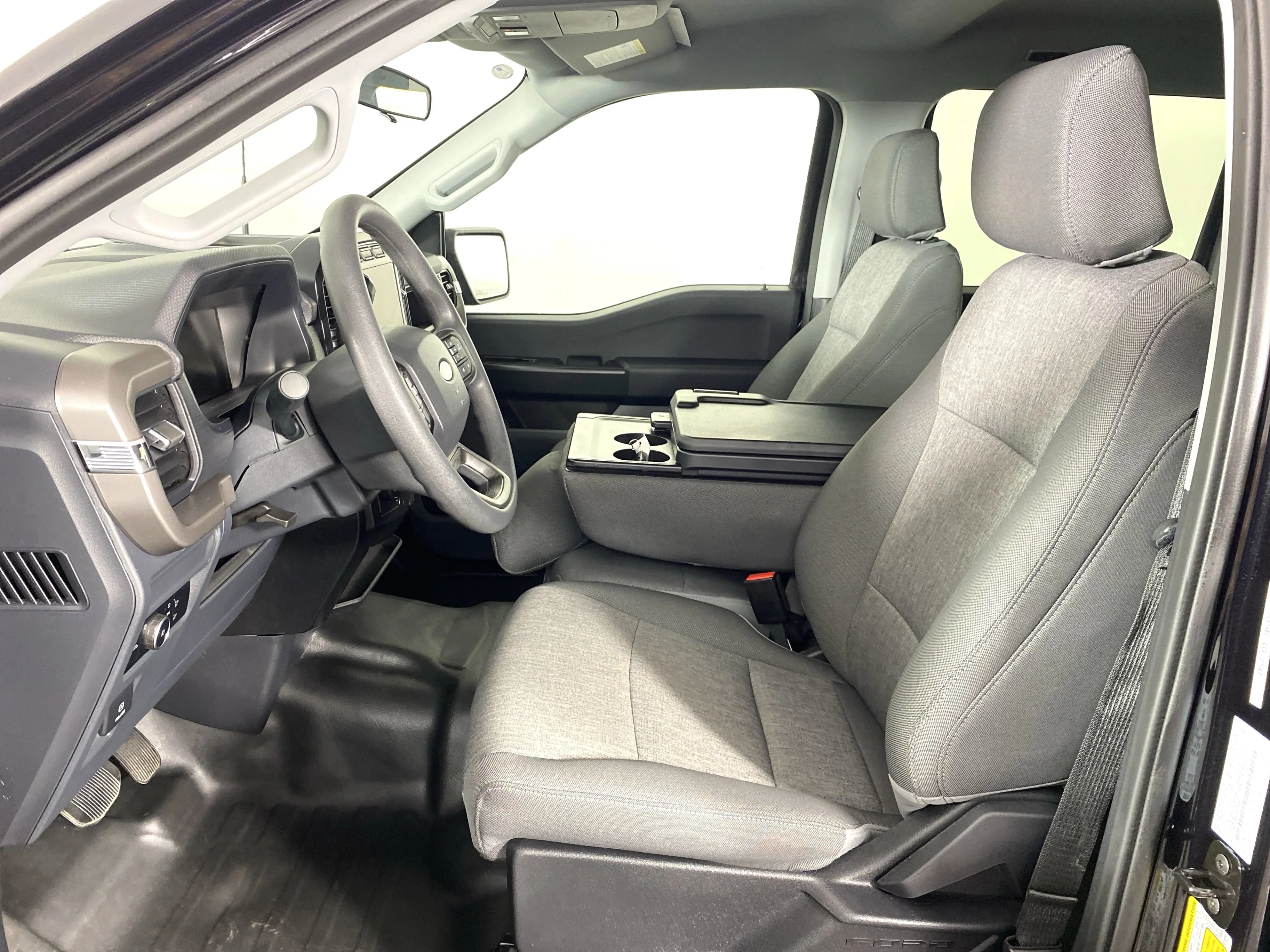 Used 2024 Black Metallic Ford XL image 15