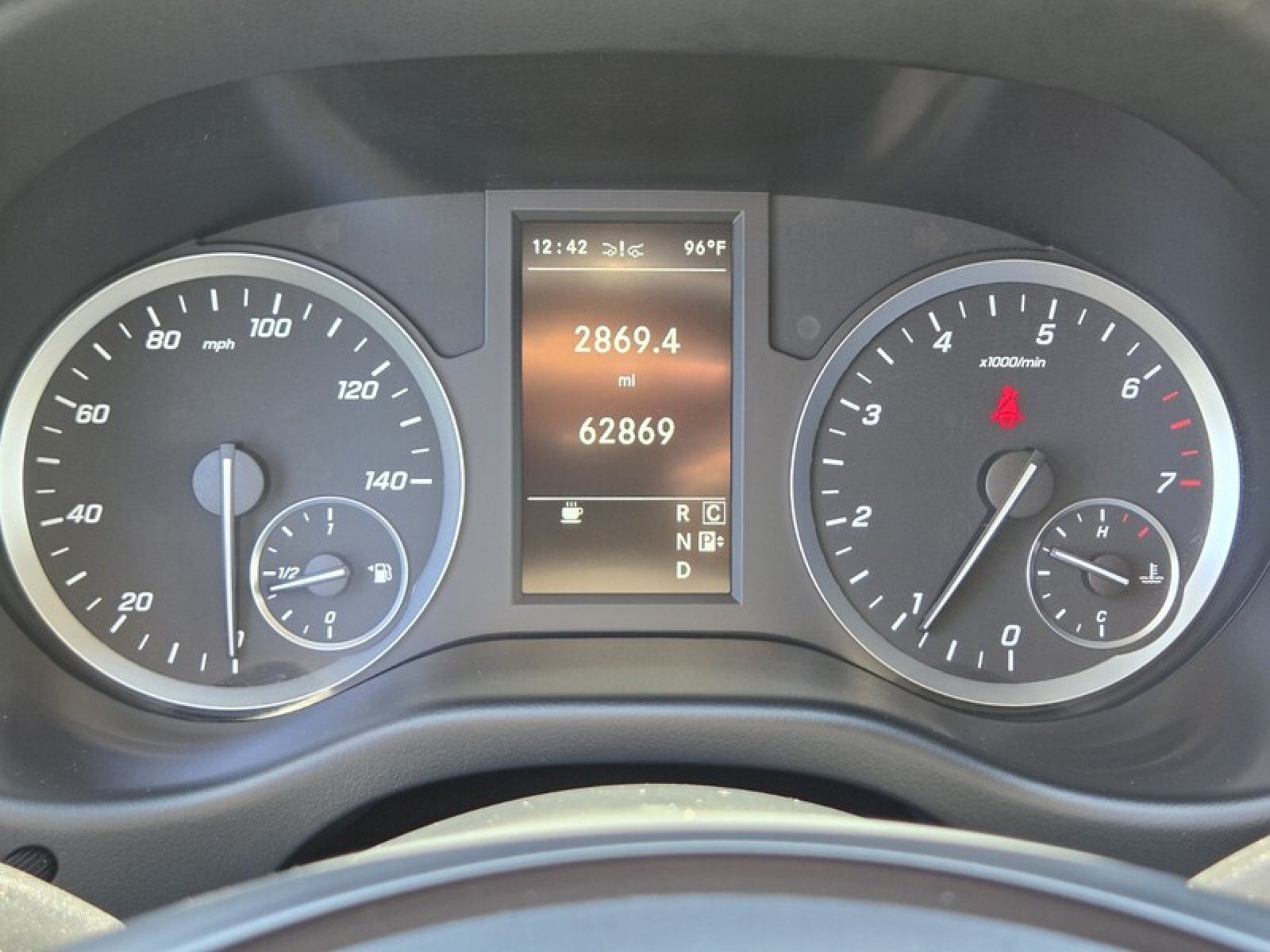Used 2022 Arctic White Mercedes-Benz Metris image 29
