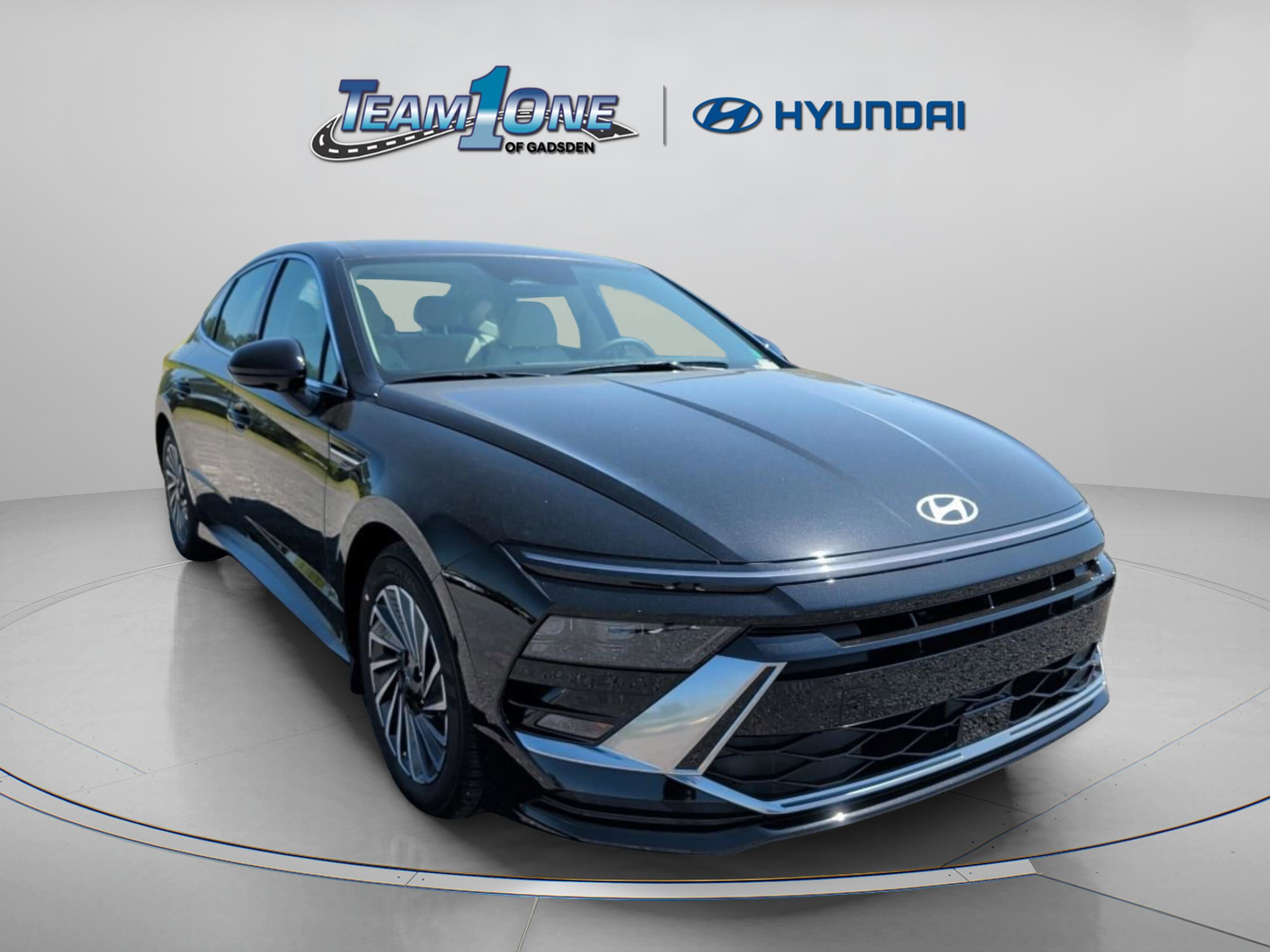 2026 Hyundai Sonata SEL's photo