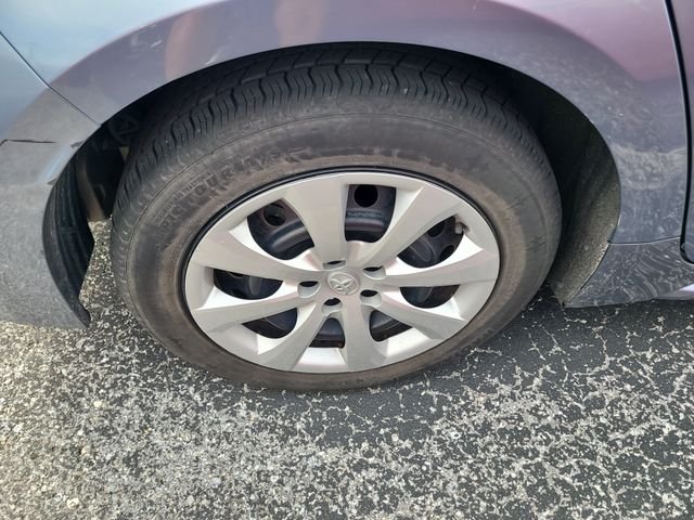 Used 2021  Toyota LE image 6