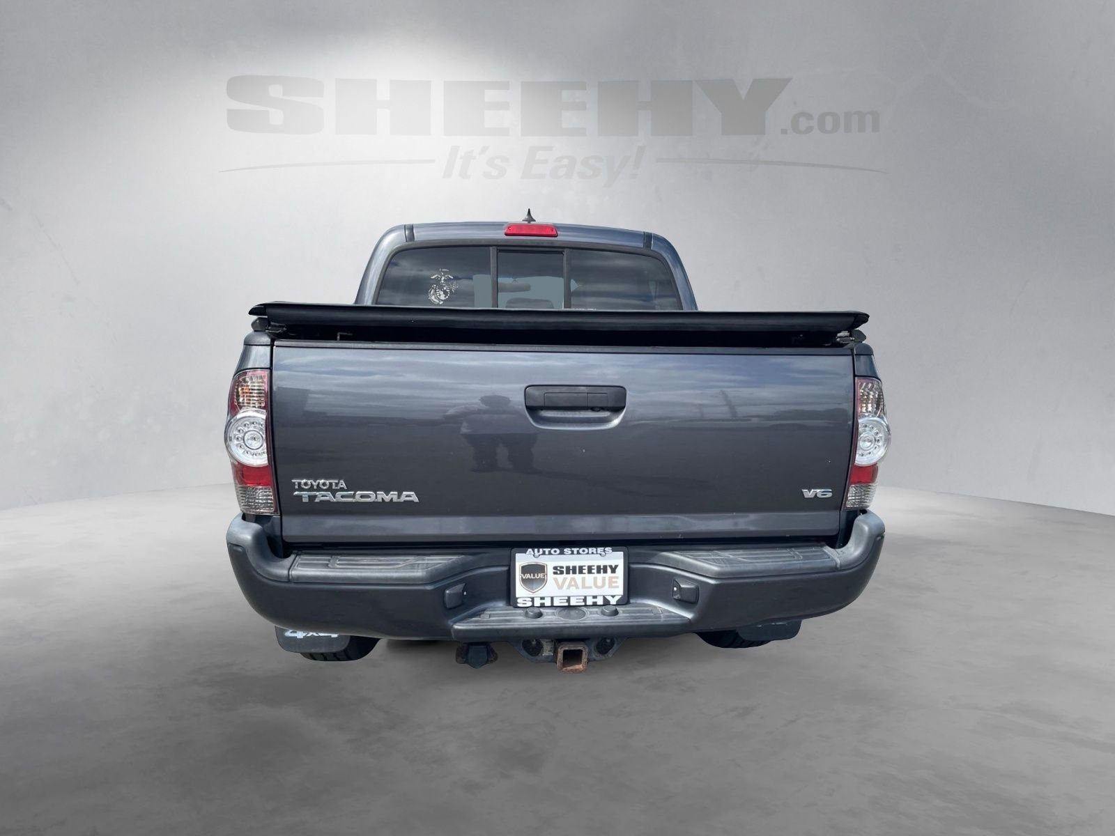 Used 2014 Gray Toyota Base image 5