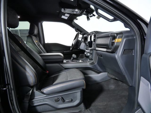 Certified Used 2025  Ford Tremor image 13