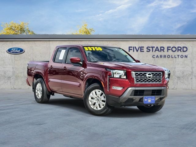 Used 2024 Red Nissan SV image 1