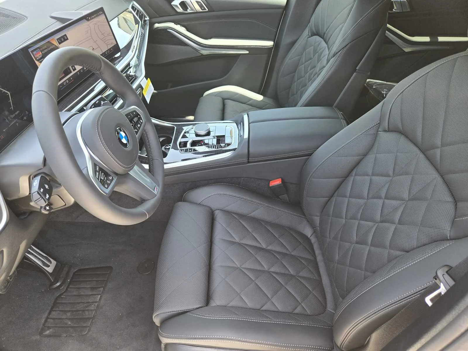 New 2026 Alpine White BMW xDrive40i image 6