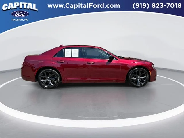 Used 2023 Red Chrysler Touring image 9
