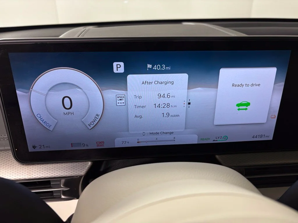 Used 2023 White Genesis Performance image 23
