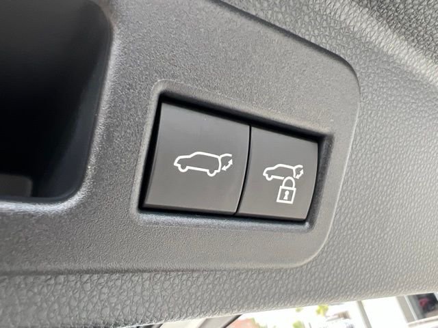 New 2026 Wind Chill Pearl <sup>1</sup> Toyota  TRD Sport Premium image 19