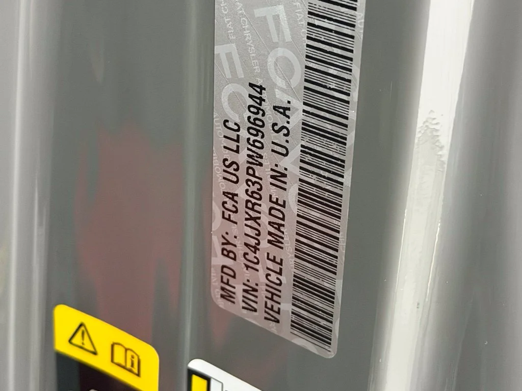 Used 2023 Gray Jeep Rubicon 20th Anniversary Edition 4xe image 23