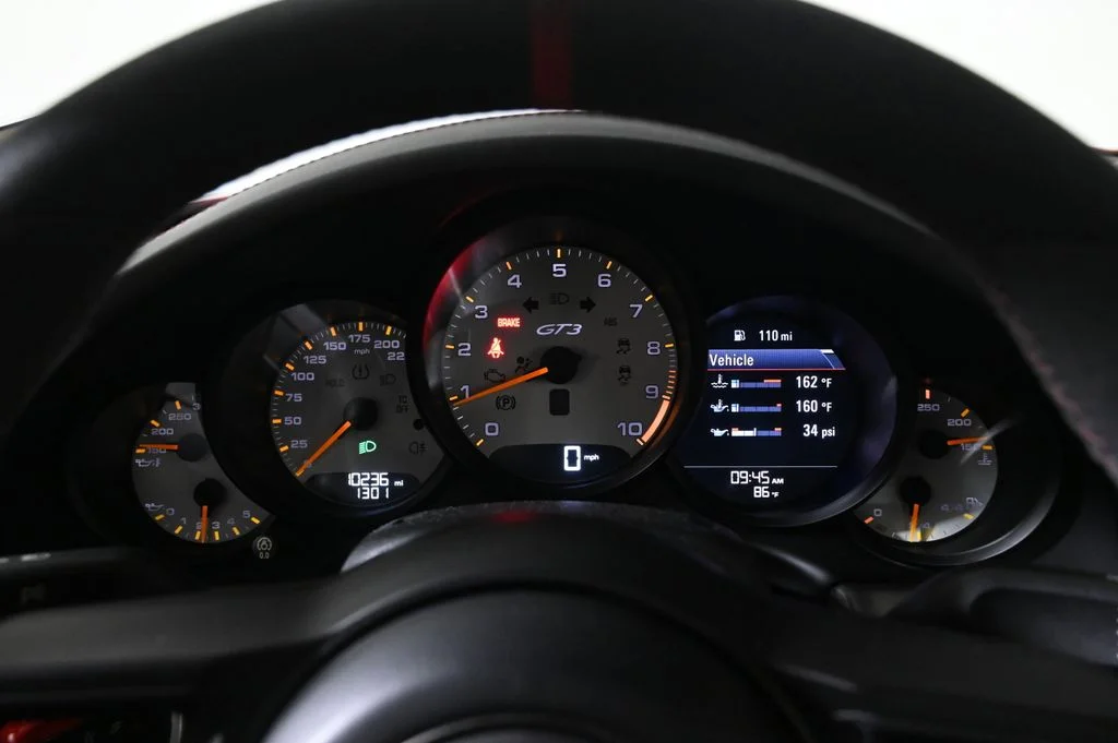 Used 2018 Guards Red Porsche GT3 image 13