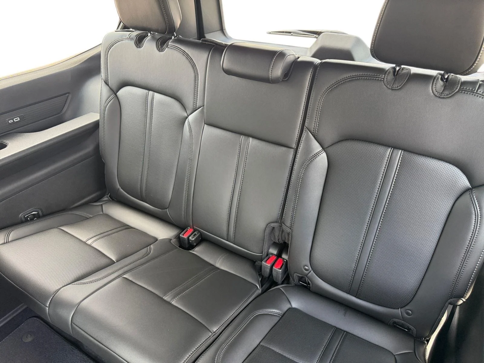 New 2026 Velvet Red Pearlcoat Jeep 4X4 image 21
