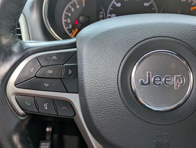 Used 2021 Red Jeep Laredo X image 15