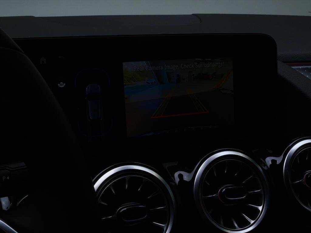 Used 2025 Night Black Mercedes-Benz GLA 250 image 22