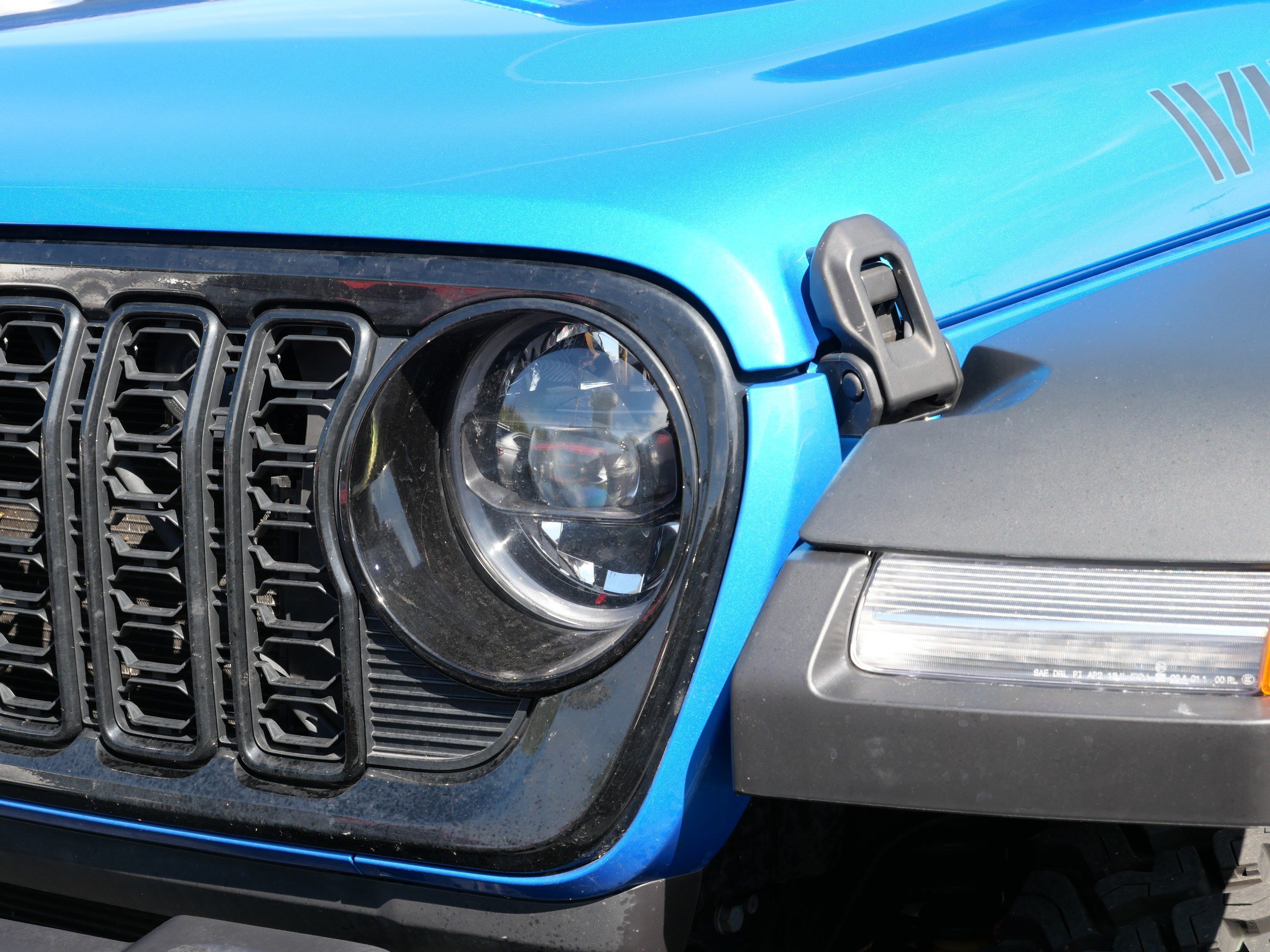 Used 2025 Hydro Blue Pearlcoat Jeep Willys image 3
