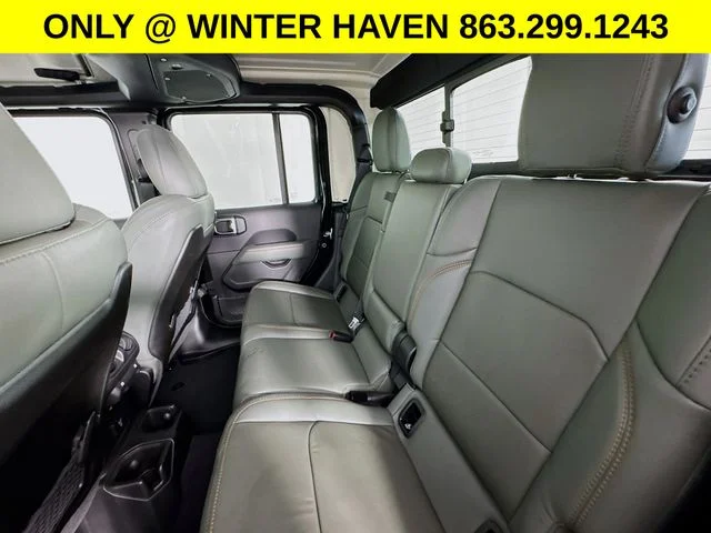 Used 2025 Black Jeep Mojave image 22