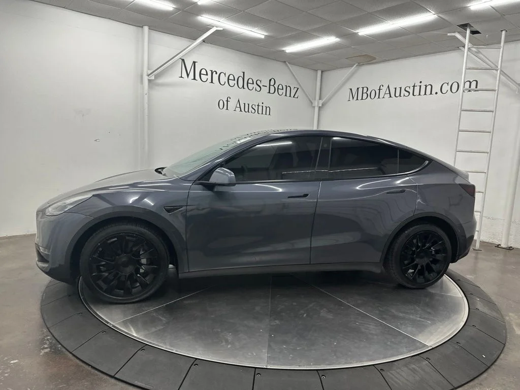 Used 2021 Gray Tesla Long Range image 4