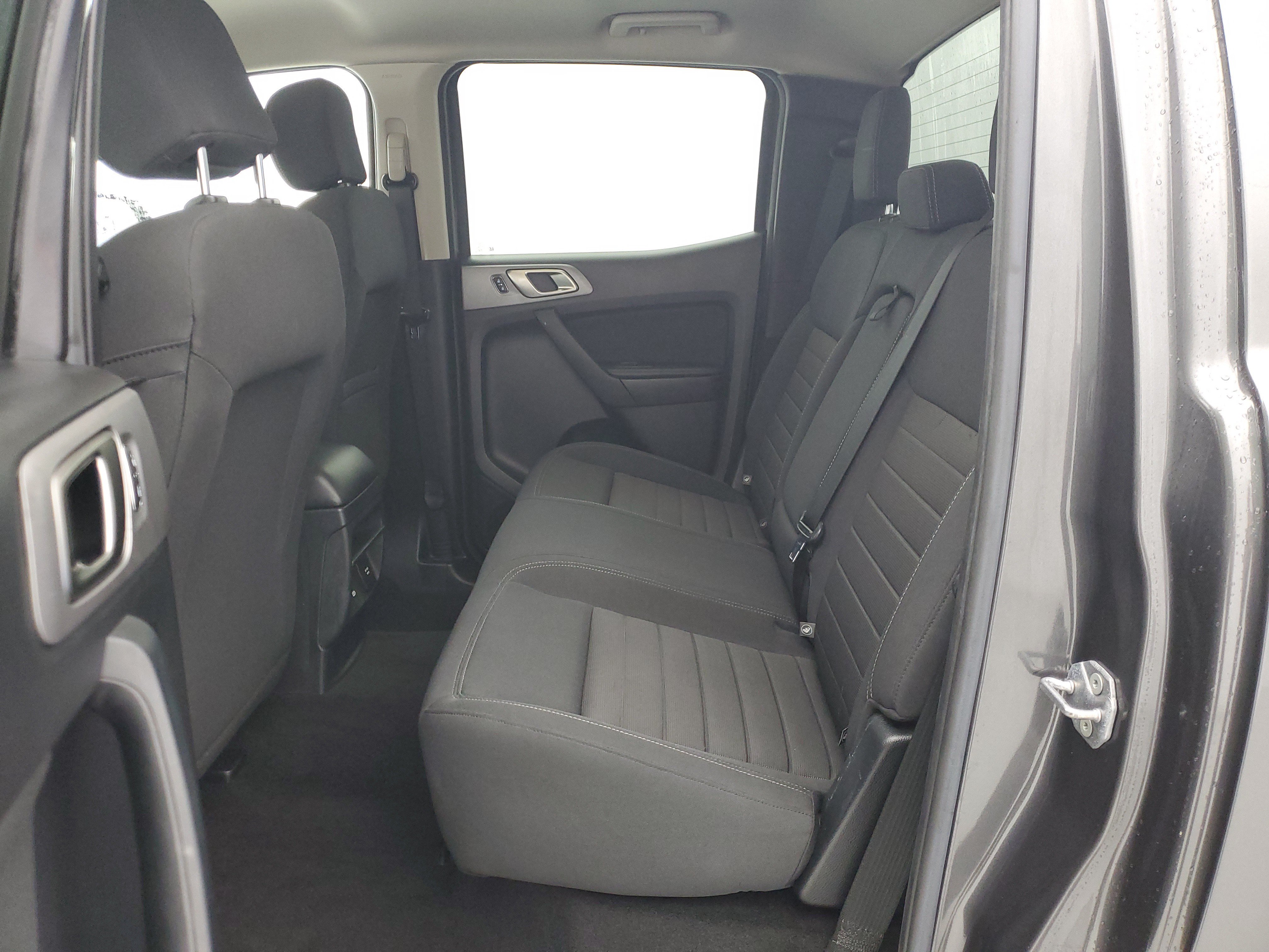 Used 2020 Magnetic Metallic Ford XLT image 11