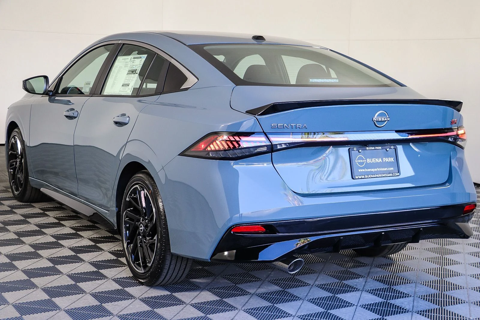 New 2026 Atlantic Gray Metallic Nissan SR image 6