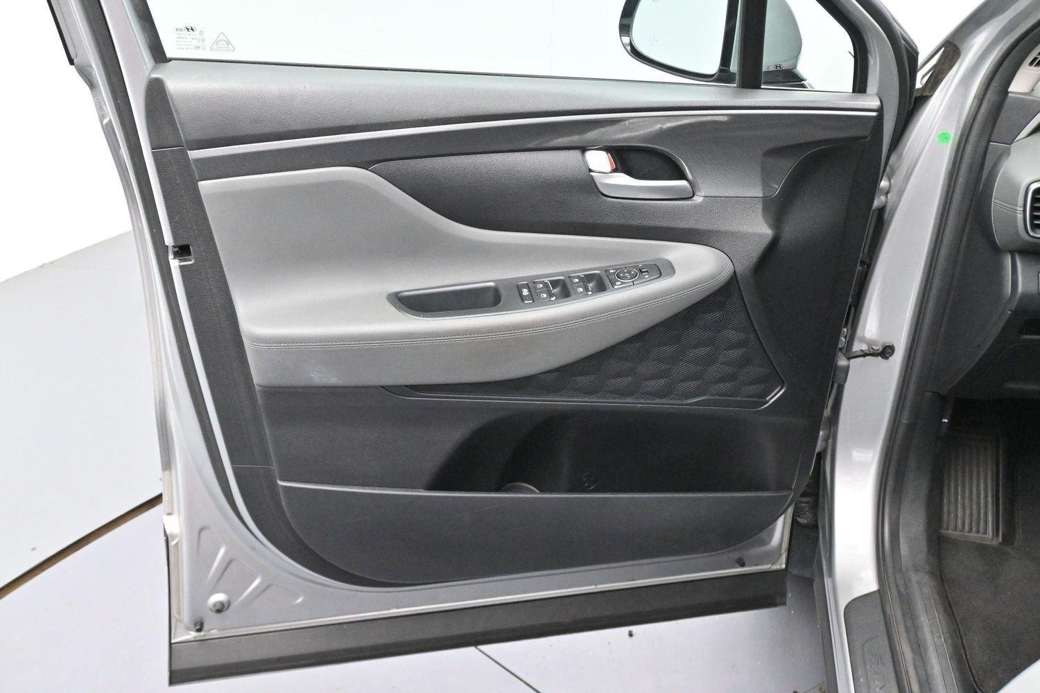 Used 2021 Shimmering Silver Hyundai SEL image 10
