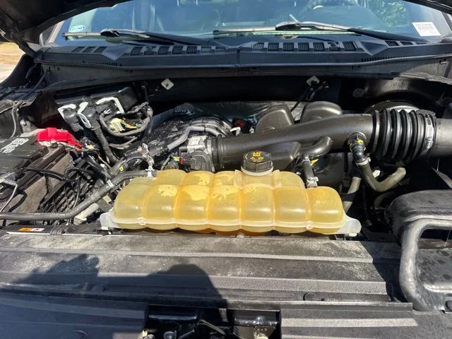Used 2019 Gray Ford XL image 17