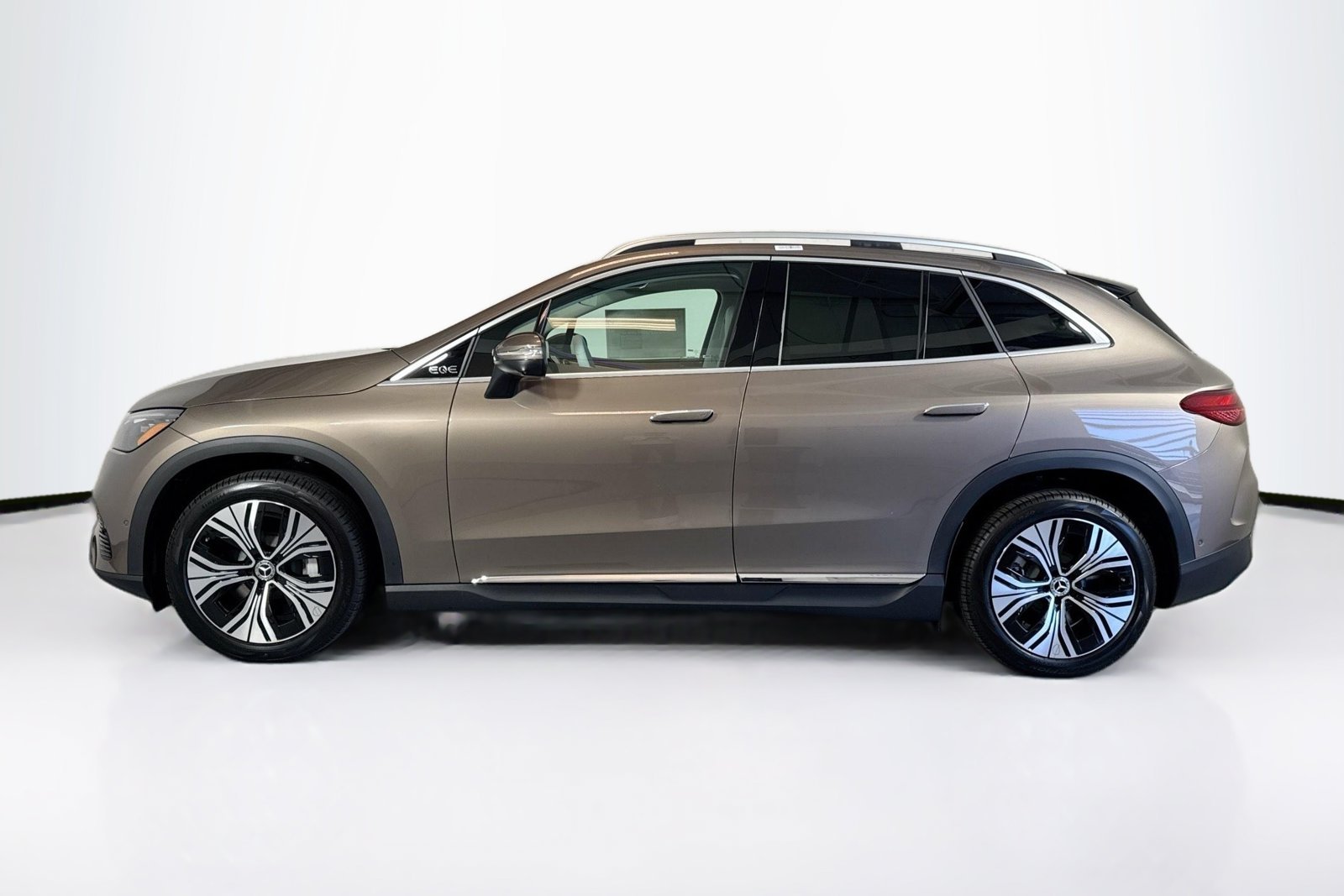 New 2026 Sonoran Brown Metallic Mercedes-Benz EQE 320 image 8