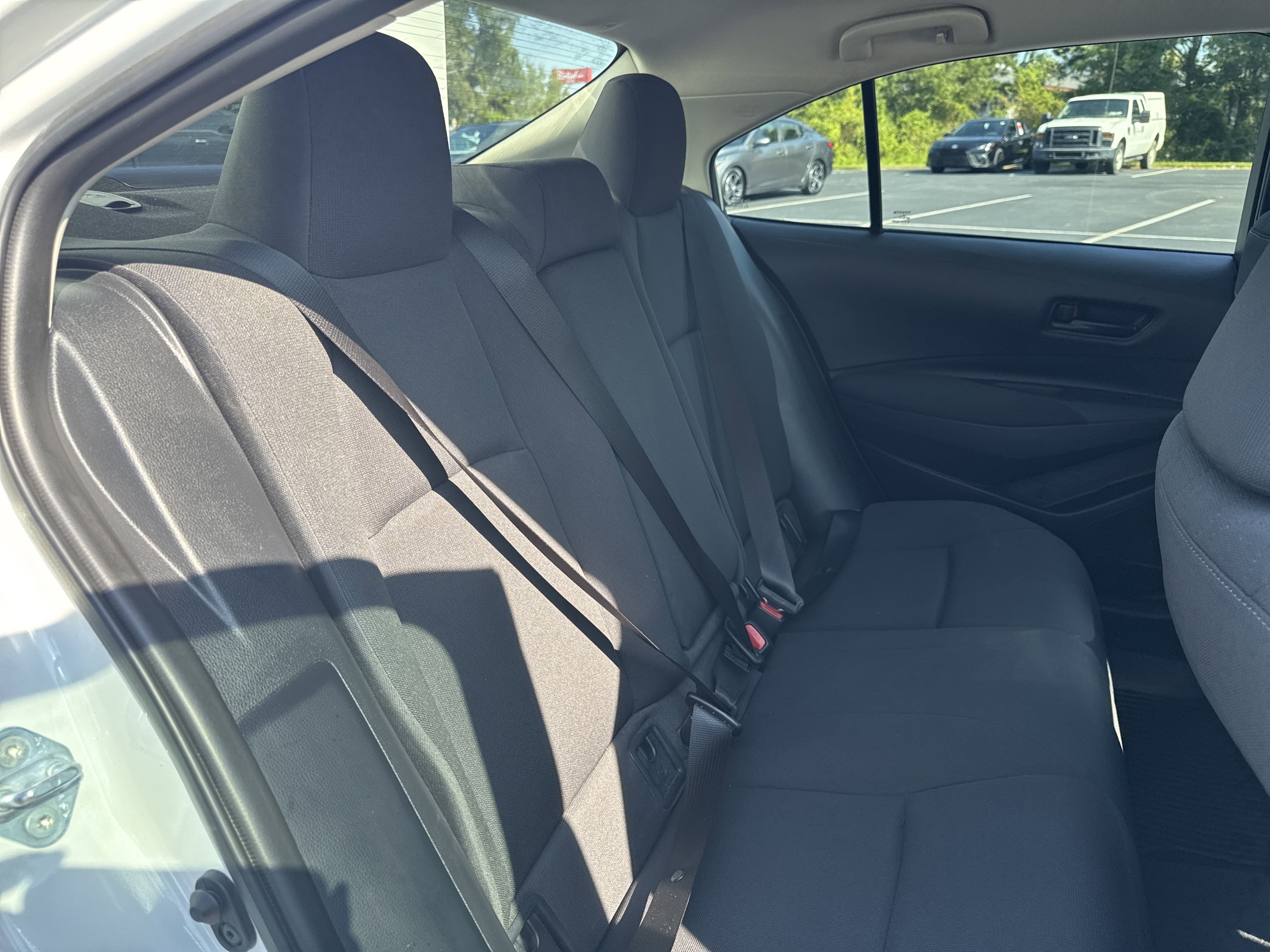 Used 2025  Toyota  image 28