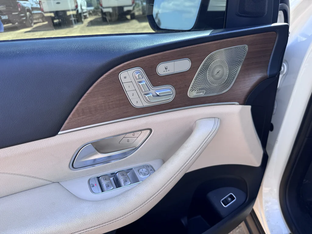 Used 2022 Polar White Mercedes-Benz GLE350 image 10