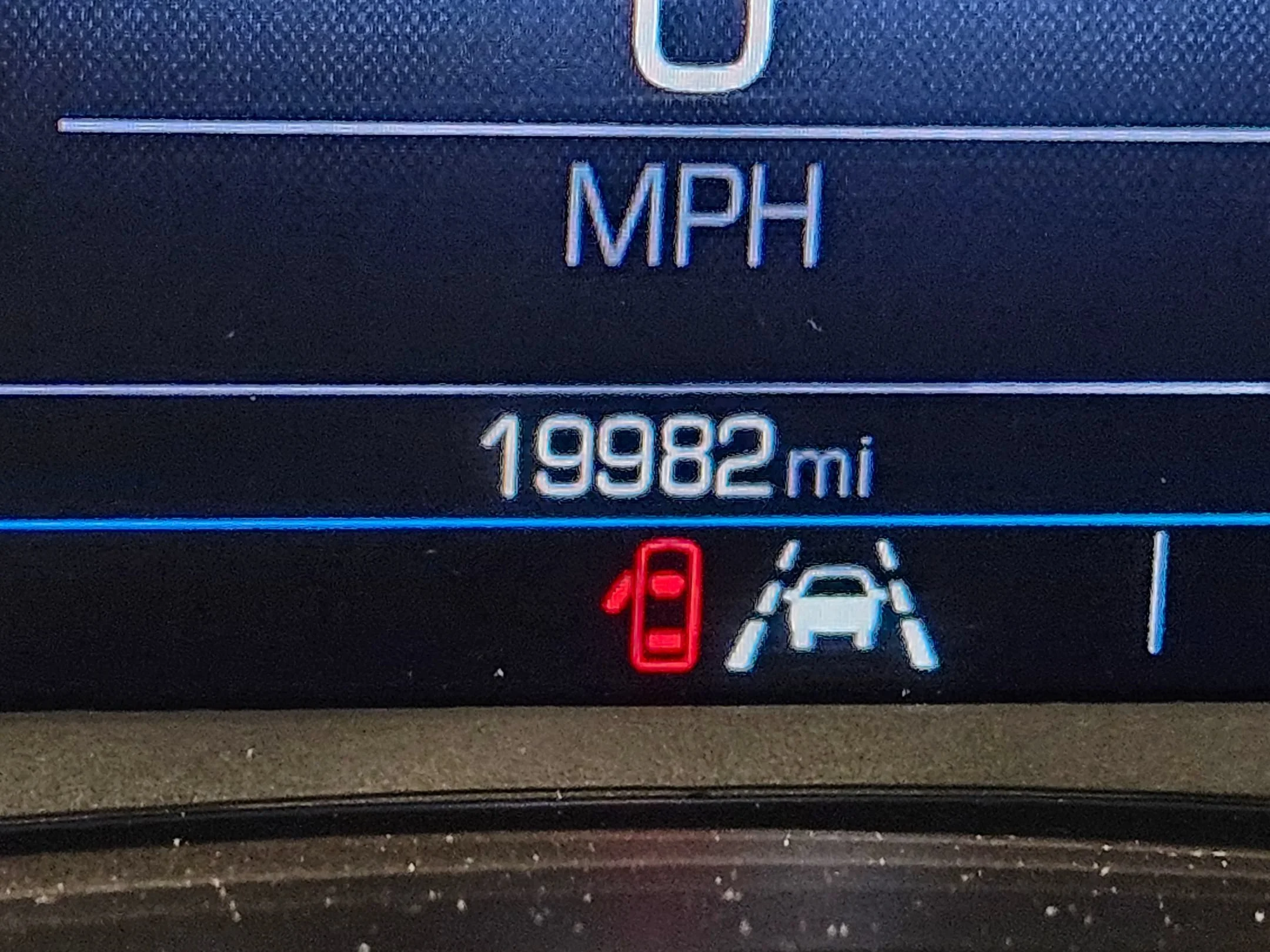 Used 2024 Summit White GMC SLE image 28