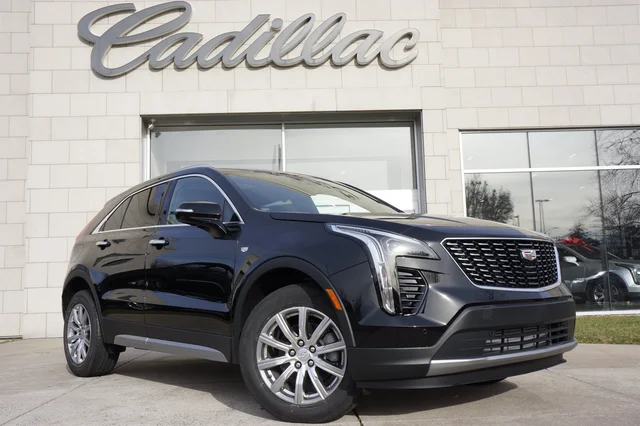 2023 Cadillac XT4 AWD Premium Luxury