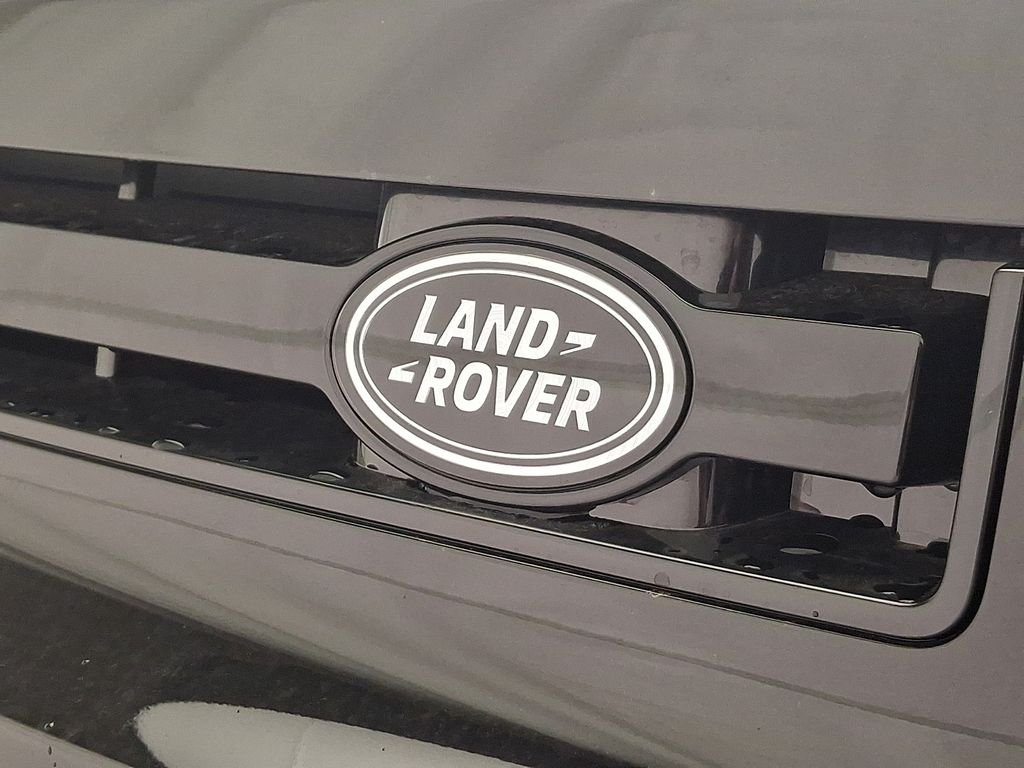New 2026 Santorini Black Land Rover V8 image 22