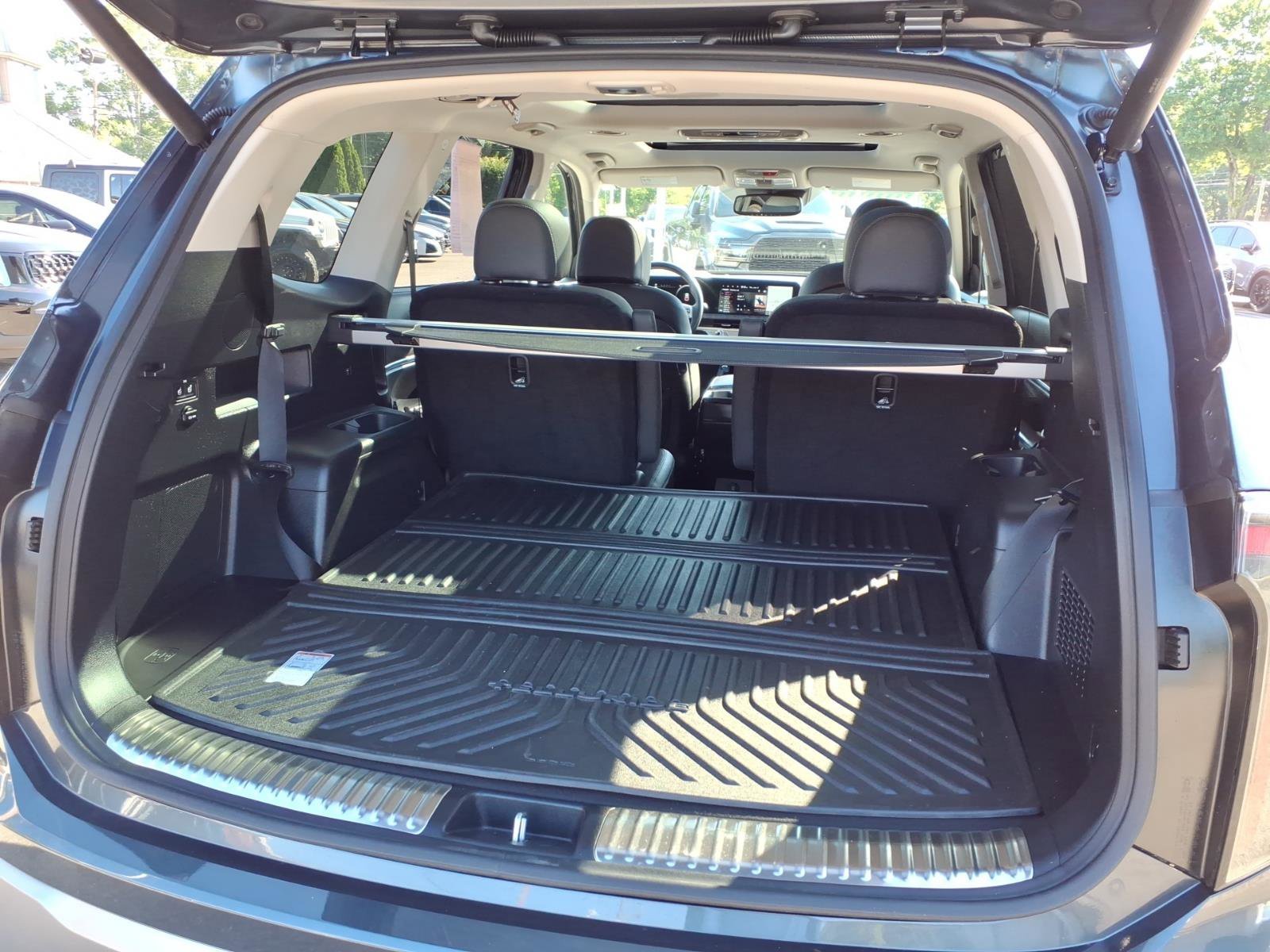 Certified Used 2024 Gravity Gray Kia SX image 22