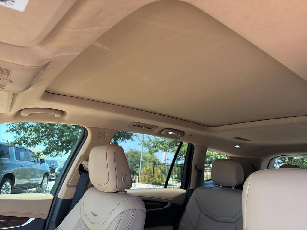 Used 2020 CRYSTAL WHITE TRICOAT Cadillac AWD Premium Luxury image 29