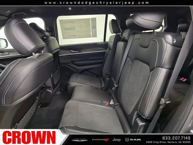 New 2026 Baltic Gray Metallic Clearcoat Jeep Laredo image 14